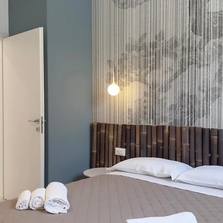 Apartmentsgarda - L'isola Blu Appartement *