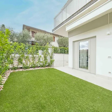 Apartmentsgarda - L'isola Blu 公寓