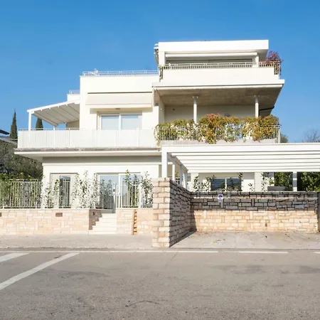 Apartmentsgarda - L'isola Blu