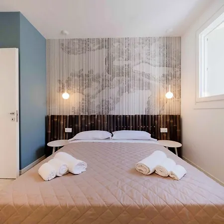 Apartmentsgarda - L'isola Blu 아파트 *
