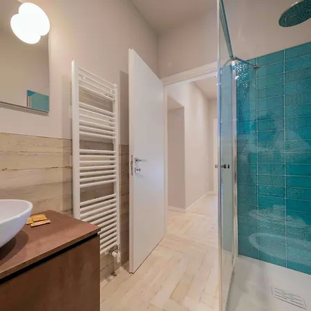 Apartmentsgarda - L'isola Blu Apartment