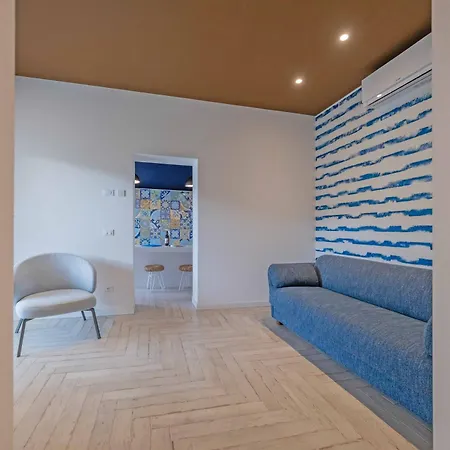 Apartmentsgarda - L'isola Blu Apartment