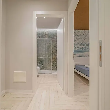 Apartmentsgarda - L'isola Blu * Garda (Verona)