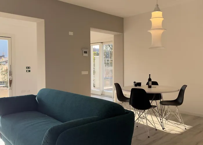 Apartmentsgarda - L'isola Blu Apartamento *