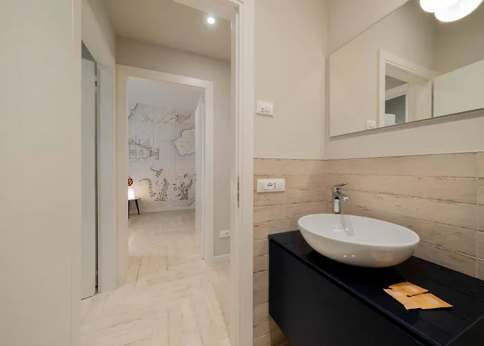 Apartmentsgarda - L'isola Blu * Garda (Verona)