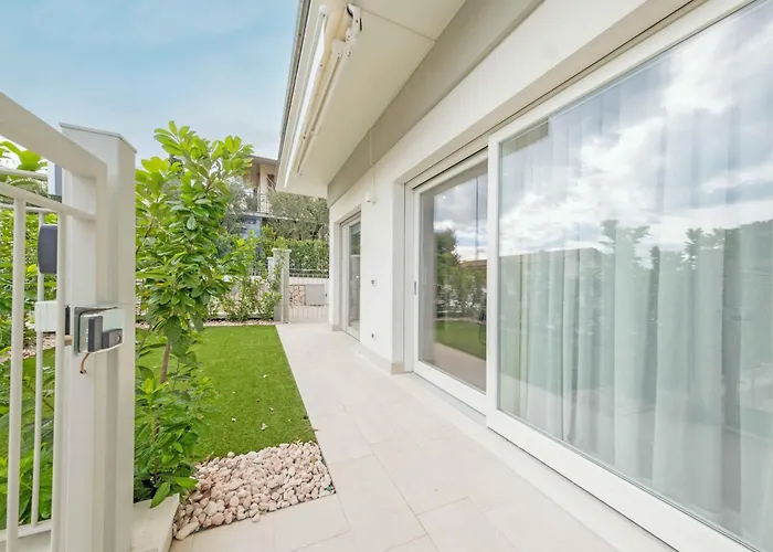 Apartmentsgarda - L'isola Blu Apartamento *