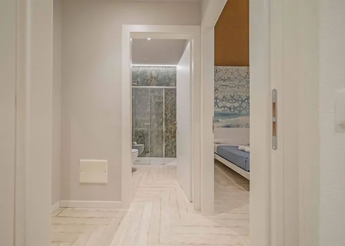 Apartmentsgarda - L'isola Blu * Garda (Verona)